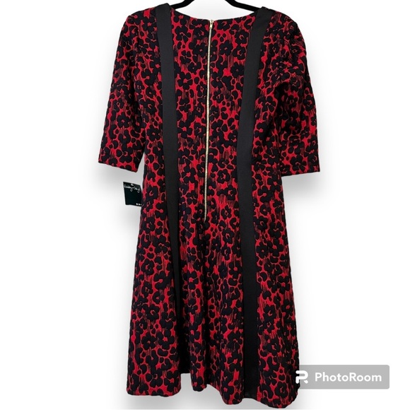 Gabby Skye size 6 dress red and black zipper close back 3/4 sleeves fit & flare - Picture 12 of 13